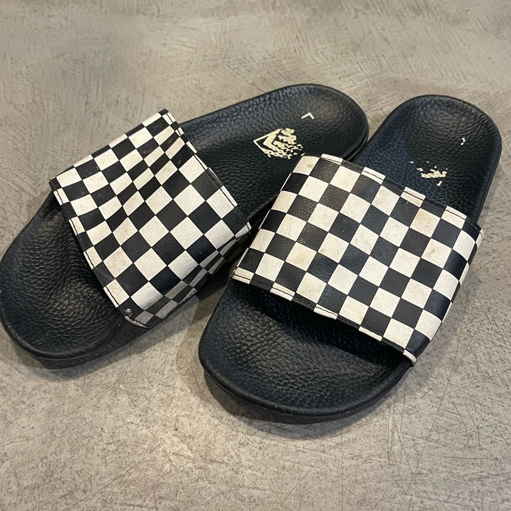 Vans checkered slides